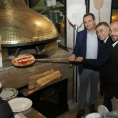 Pizza Unesco: De Magistris, Pecoraro Scanio e Franco Manna