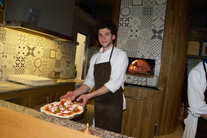 Valentino Tafuri, pizzeria Tre Voglie