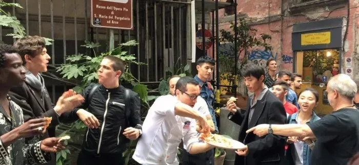 Dolce&Gabbana e la pizza da Gino Sorbillo