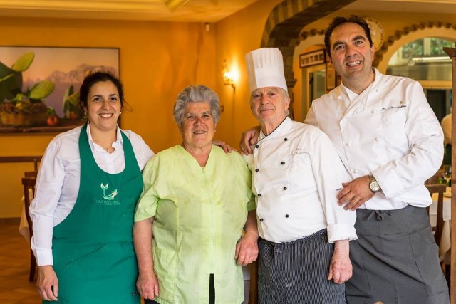 Lo stuzzichino, Mimmo, Paolo, Filomena, Raffaella De Gregorio