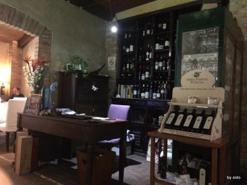 Antica Osteria Marconi a Potenza. Gli interni del ristorante