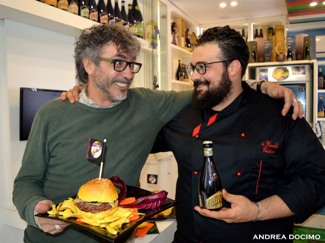 B-Zone & La Taverna di Bacco. Il Panino di Cristiano con Teo Musso. Teo Musso e Cristiano De Rinaldi