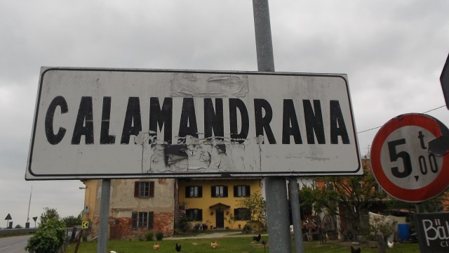 Cartello del comune di Calamandrana