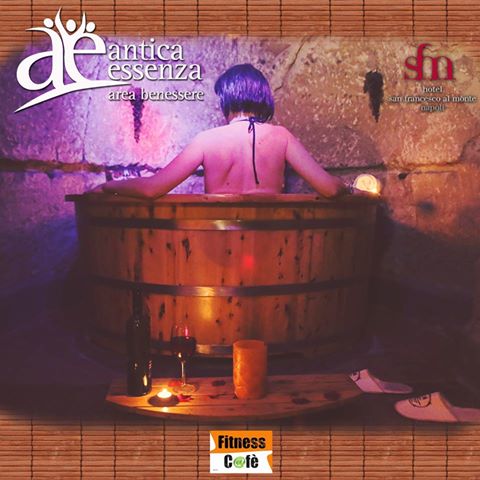 Tutto pronto per la degustazione di vino, Full Immersion all’ Antica Essenza