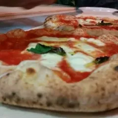 Pizza napoletana