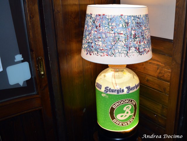 Sturgis Beerhouse a Brusciano. Dettaglio del locale