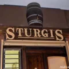 Sturgis Beerhouse a Brusciano. L'entrata del locale