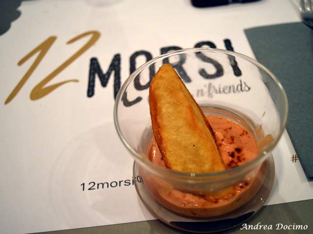 1 CHEF, 2 STELLE, 3 PANINI con Francesco Sposito da 12 Morsi. Spicchi di patate in doppia cottura con salsa fatta in casa da 12 Morsi