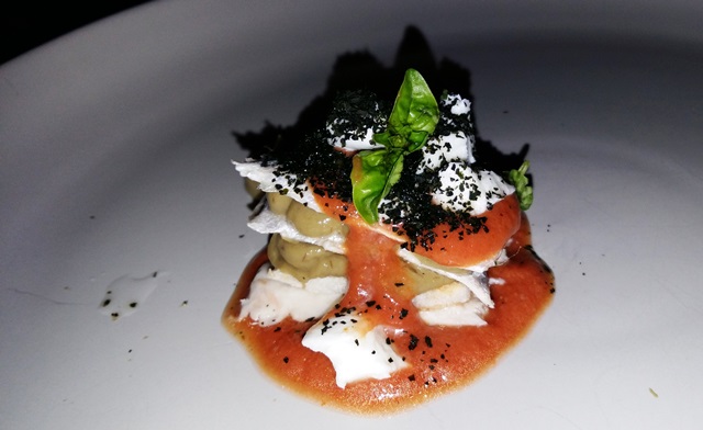 Parmigiana di alici fredda gazpacho di pomodoro San Marzano salsa di melenzana affumicata e mozzarella di bufala