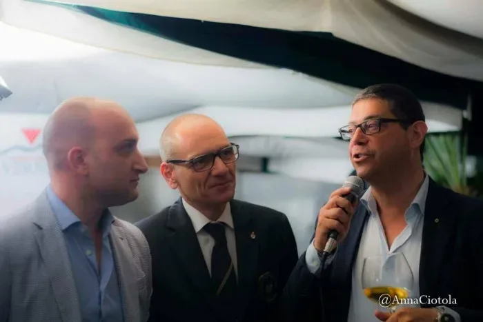 Ernesto Lamatta,delegato Ais Comuni Vesuviani, Corrado Sorbo,proprietario di Villa Signorini, e Ciro Giordano, presidente Consorzio Tutela Vini Vesuvio