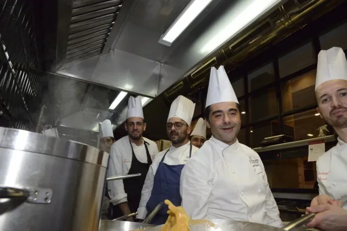 Lo chef Giuseppe Daddio e la brigata Morsi e Rimorsi