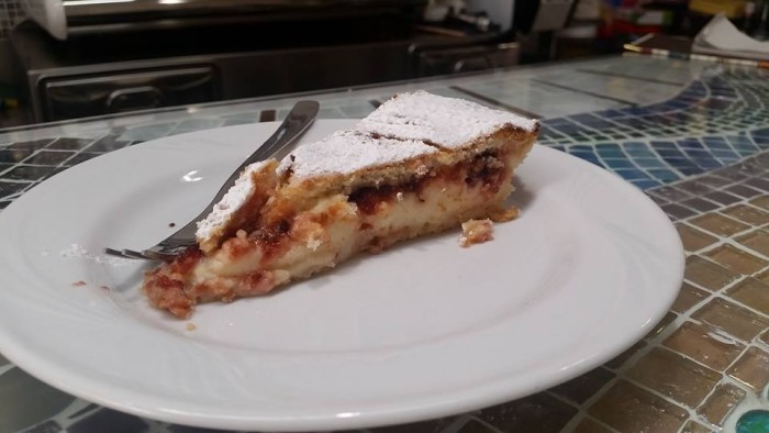 PASTICCIOTTO, La fetta di pasticciotto