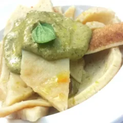 Testaroli al pesto. Agrigourmet Intatto