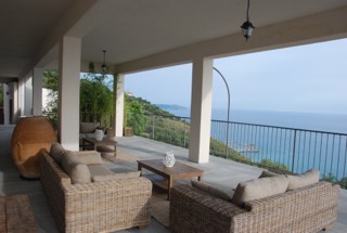 Perbacco, divani e Capo Palinuro