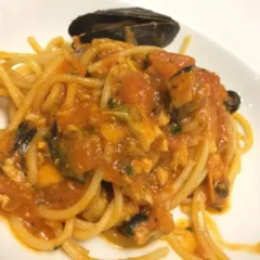 Spaghetti con ragu di Moscioli di Portonovo