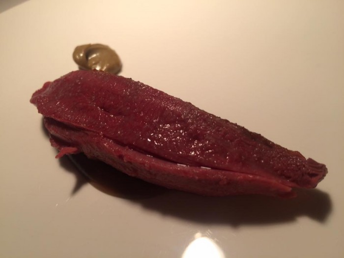 Reale di Niko Romito, piccione fondente e pistacchio