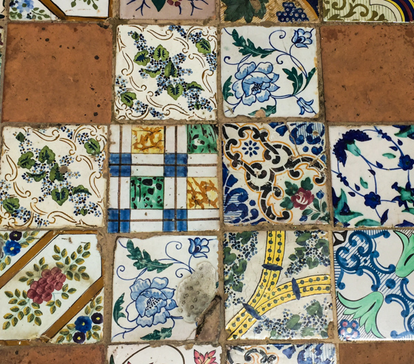 Don Alfonso dal 1890-Pavimento di ceramiche dell''800