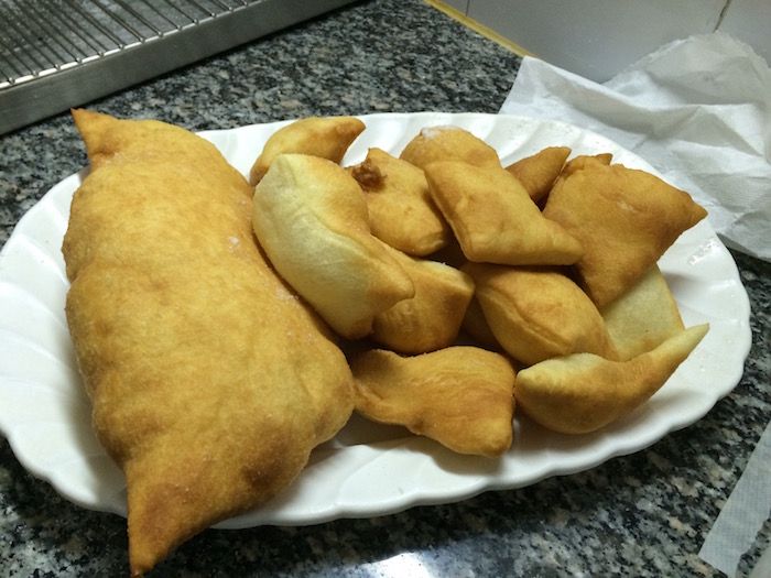 Il Grottino, panzerotti e pettoline fritte