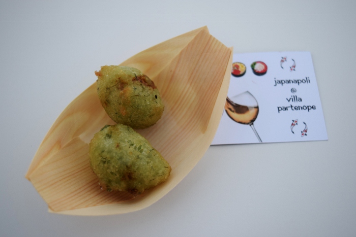 Japanapoli, Zeppoline di alga wakame e zenzero