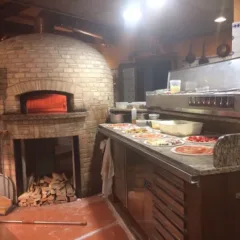 Pizzeria La Catapecchia Treviso, Forno a Legna