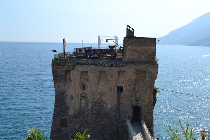 TORRE NORMANNA - Veduta della torre sulla Costa d'Amalfi