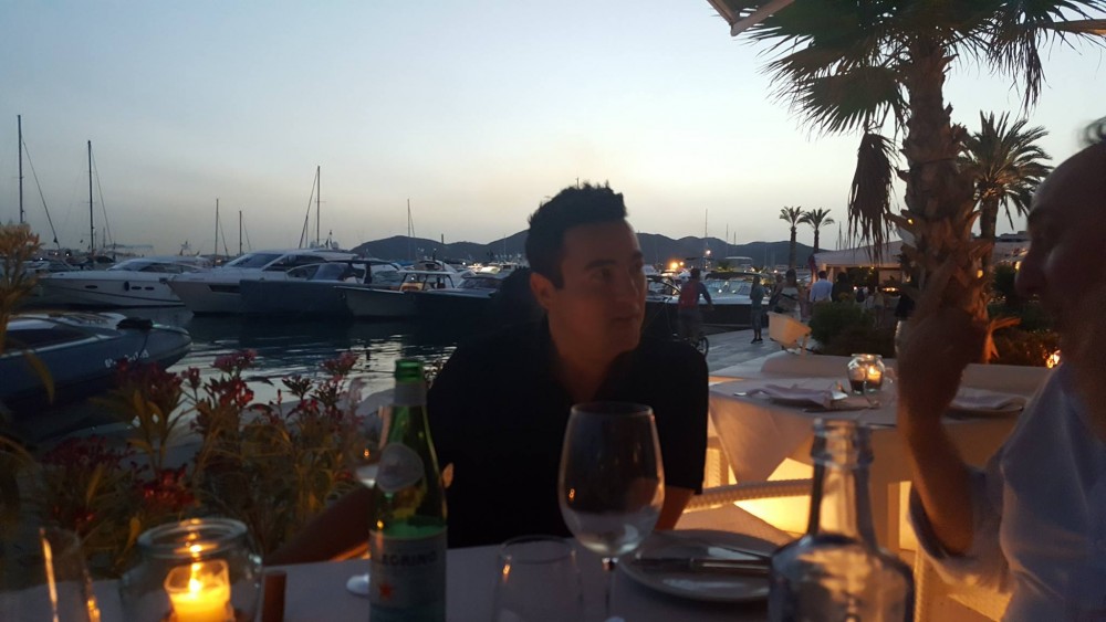 Ibiza uno dei fratelli D Ambrosio