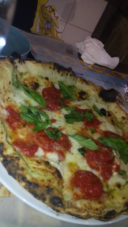 Pizzeria Saporì: margherita con i corbarini