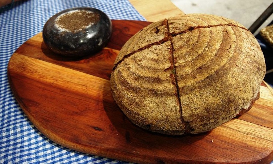 28 posti, pane e burro