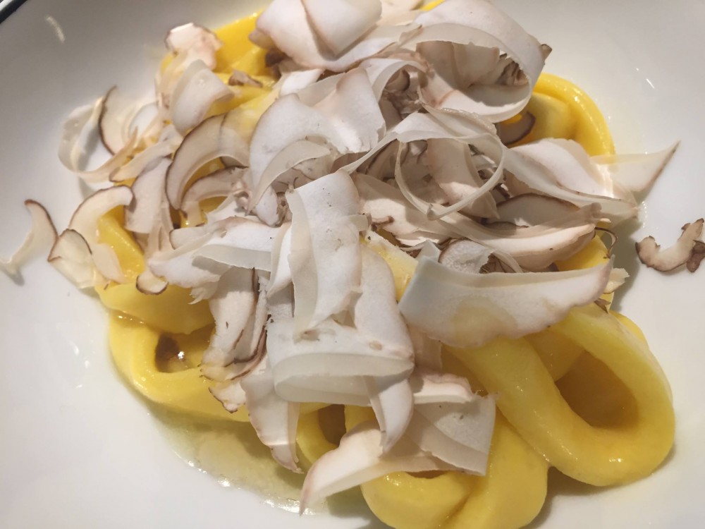 Ristorante Del Cambio a Torino, chitarra di patate e funghi