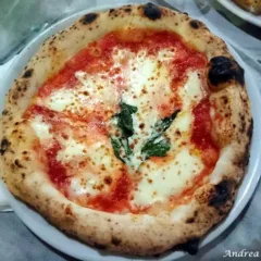La classifica delle migliori pizzerie della provincia di Caserta. La pizza margherita de I Masanielli di Francesco Martucci a Caserta