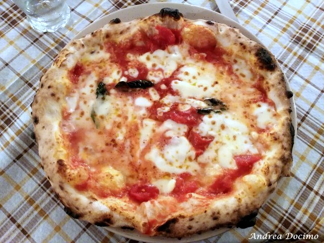 La classifica delle migliori pizzerie della provincia di Caserta. La pizza margherita de Il Boccon Divino a Dragoni