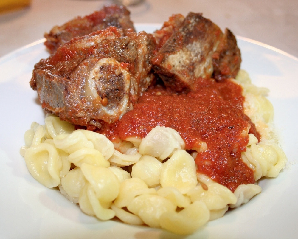 Orecchiette con ragu di cavallo