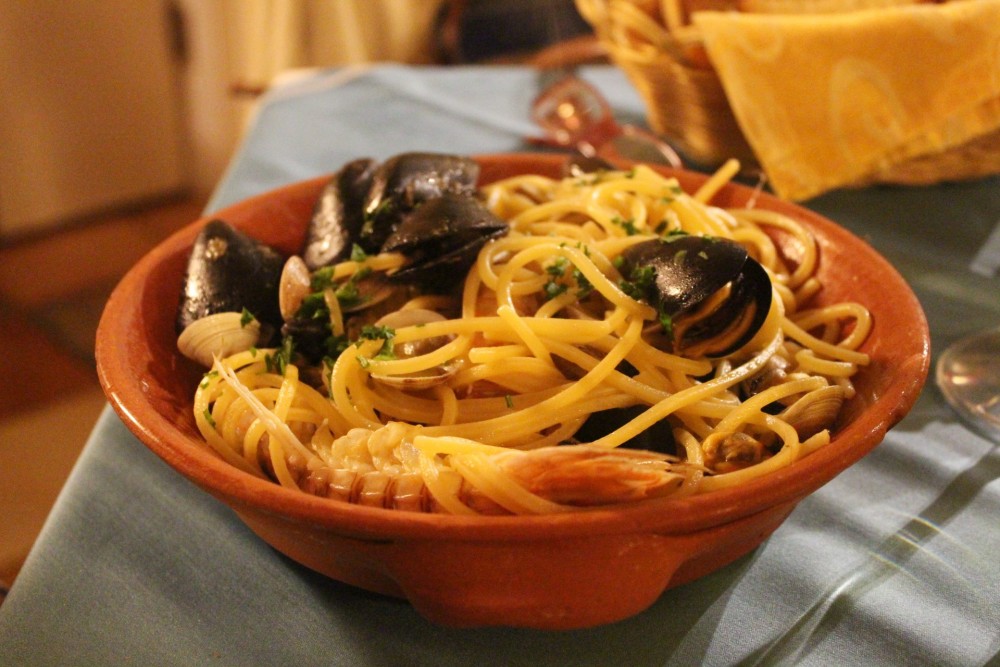 Osteria Dentro le Mura il primo con spaghetti quadrati allo scoglio