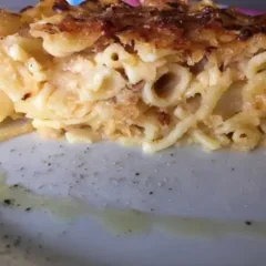 Timballo di pasta, patate e provola al forno