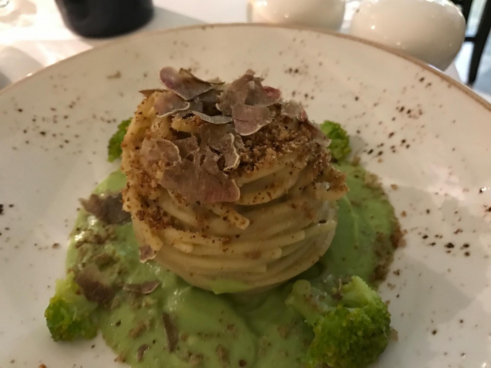 Savini, Spaghetti alici, broccoli e tartufo