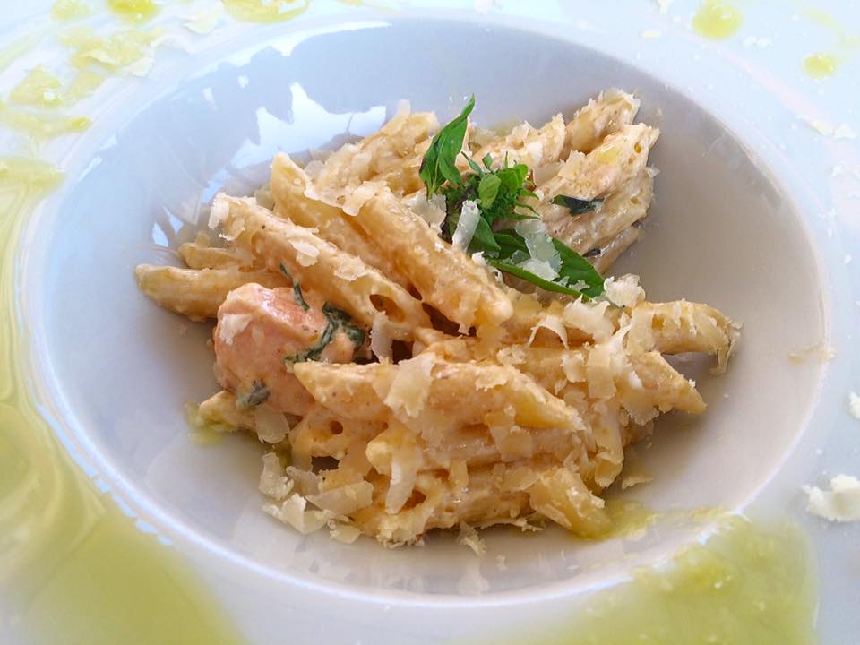 Pasta Al Salmone di Qualita'