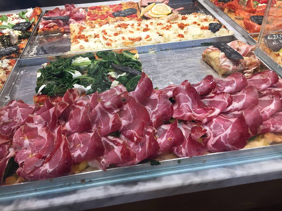 Gabrile Bonci a Termini, le pizze al taglio