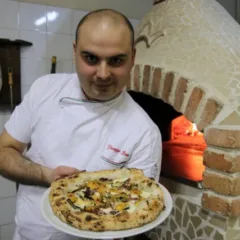 Il Segreto di PUlcinella Giuseppe Bove Pizza Mazzona