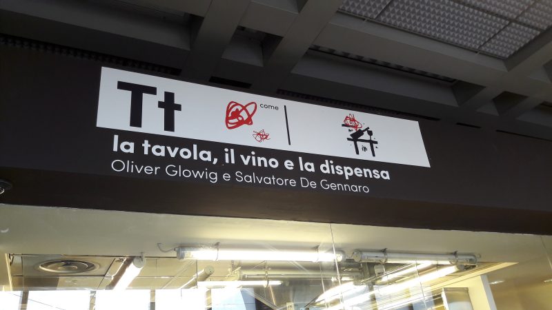 La tavola, il vino e la dispensa