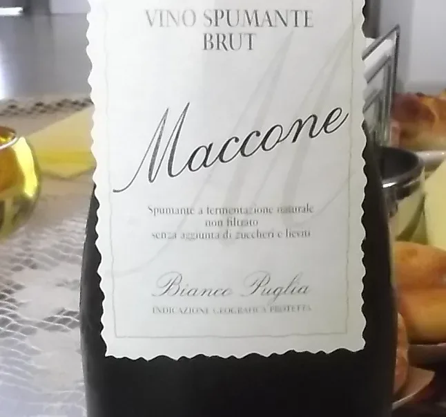 Maccone Vino Spumante Brut Puglia Igp Angiuli Donato