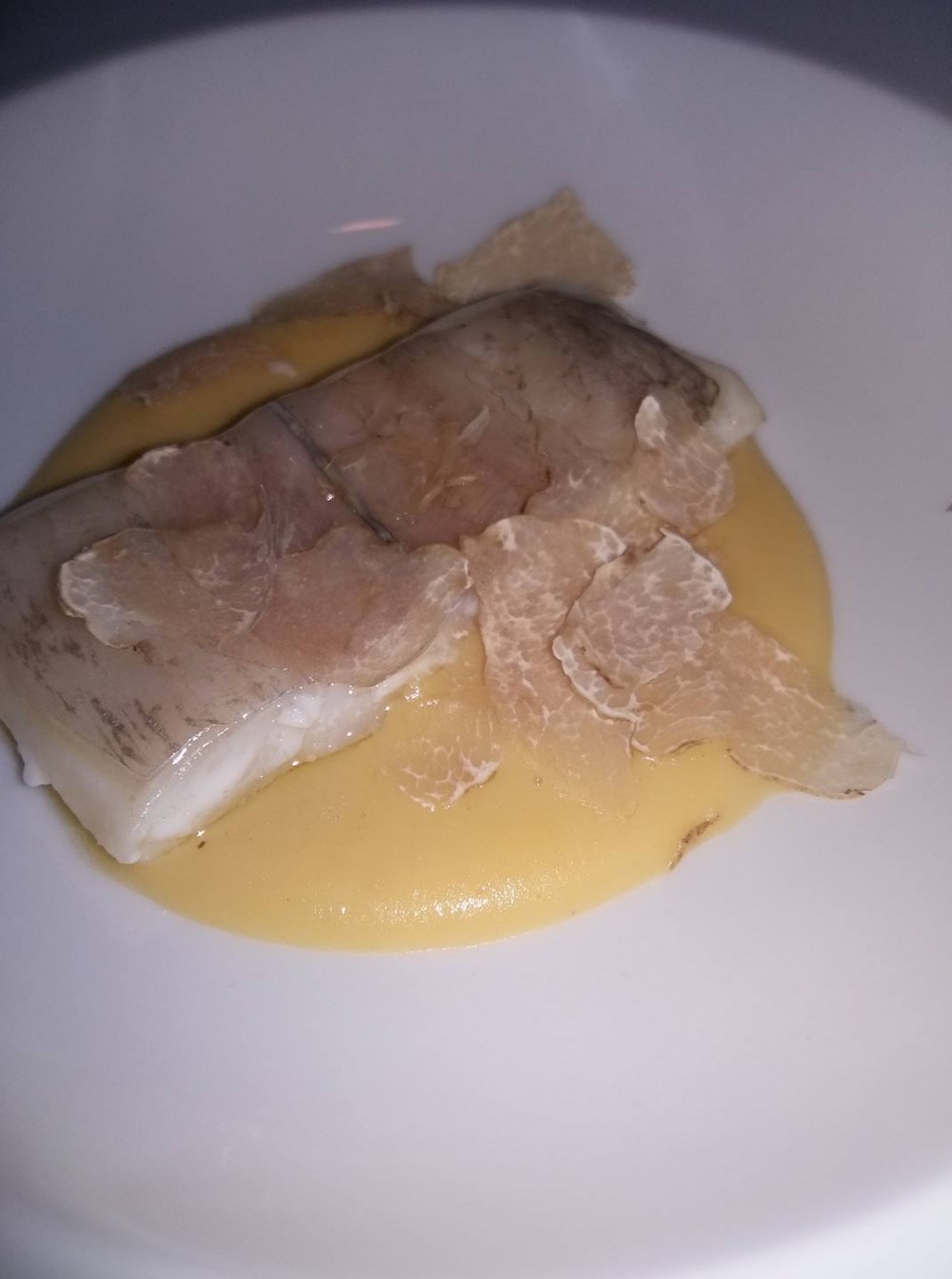 Veritas, Pesce Bandiera su crema di fagioli bianchi e tartufo