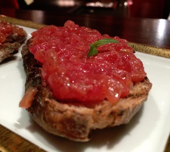 Atelier de Robuchon, aperitivo, pane e pomodoro