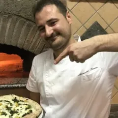 Antovin Alessandro Tirino pizza Nonna Mia con impasto da grani antichi