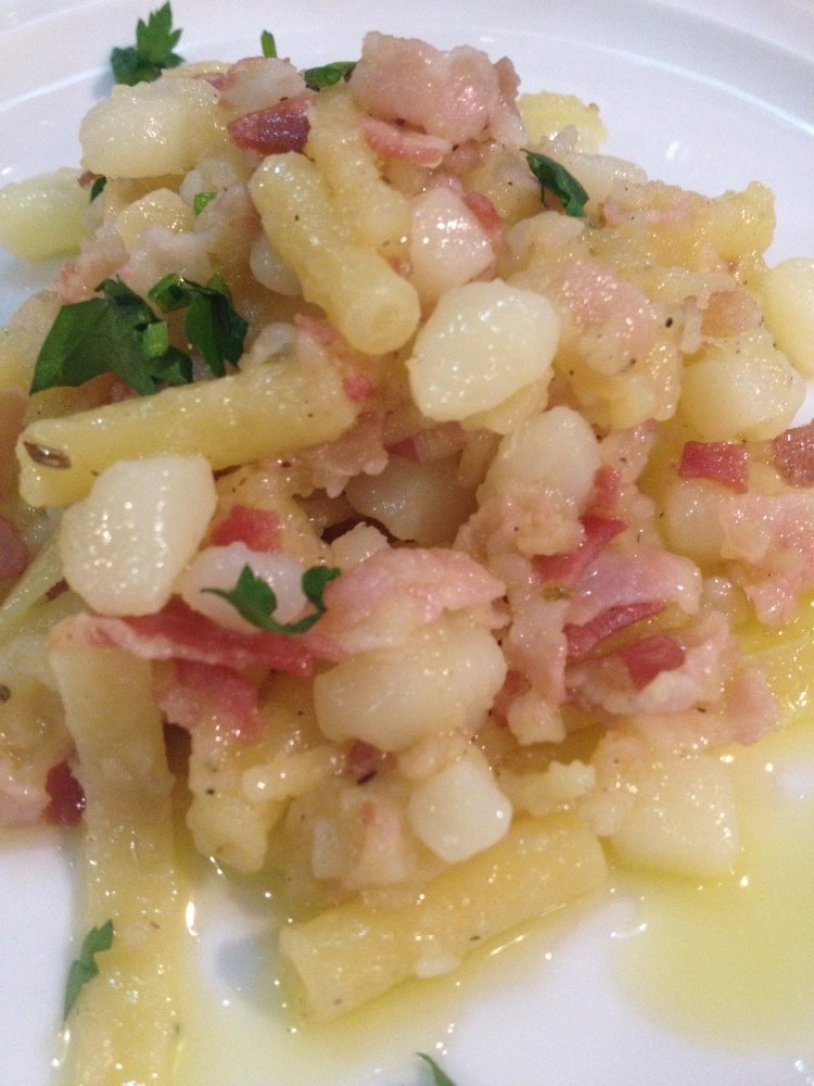 Da Giannino, pasta e patate e pancetta