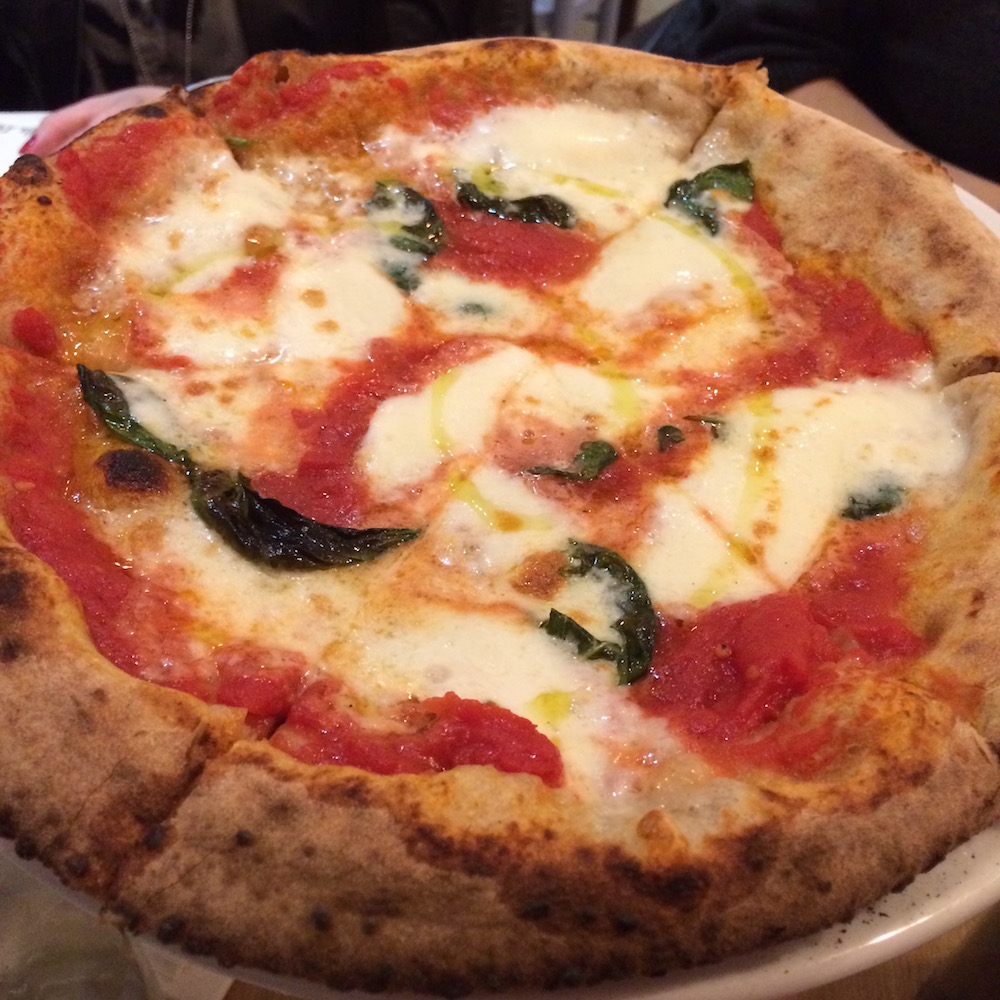 O Fiore Mio Pizzeria - la Margherita alla Napoletana