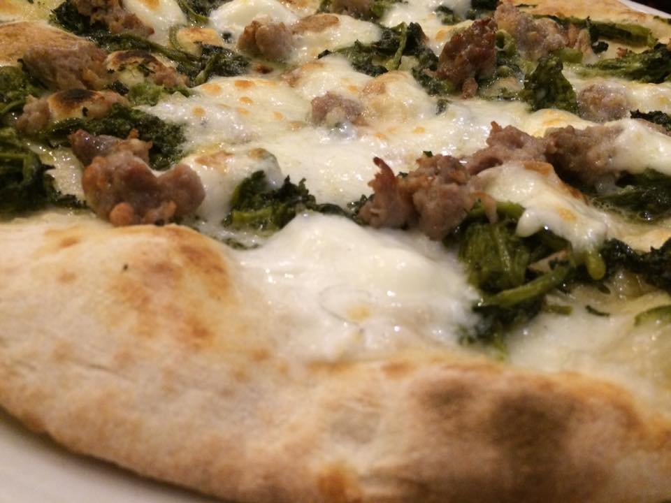 Regina Scalza, broccoli e salsiccia