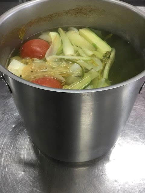 Il brodo vegetale, preparazione