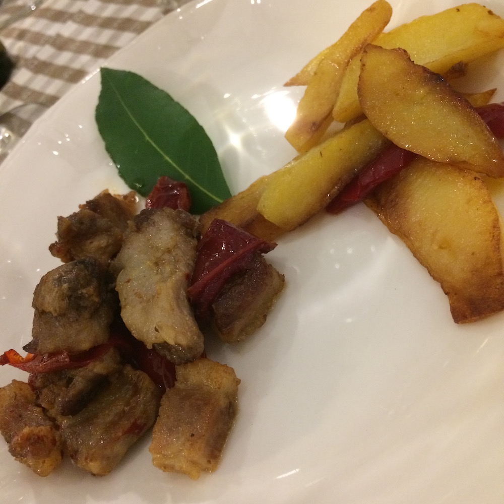 Antica Masseria Venditti, Carne di Maiale con peperoni e patate