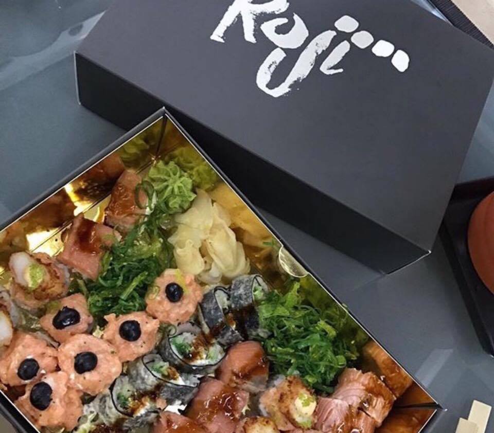 Capodanno fusion,  Roji Sushi Box Di Capodanno Griffato