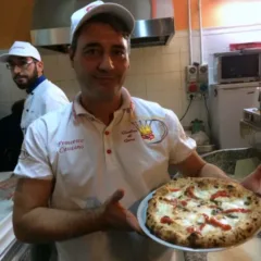 Checco Pizza Lecce. La taranta e un pezzo di napoletanita' pizza ortolana